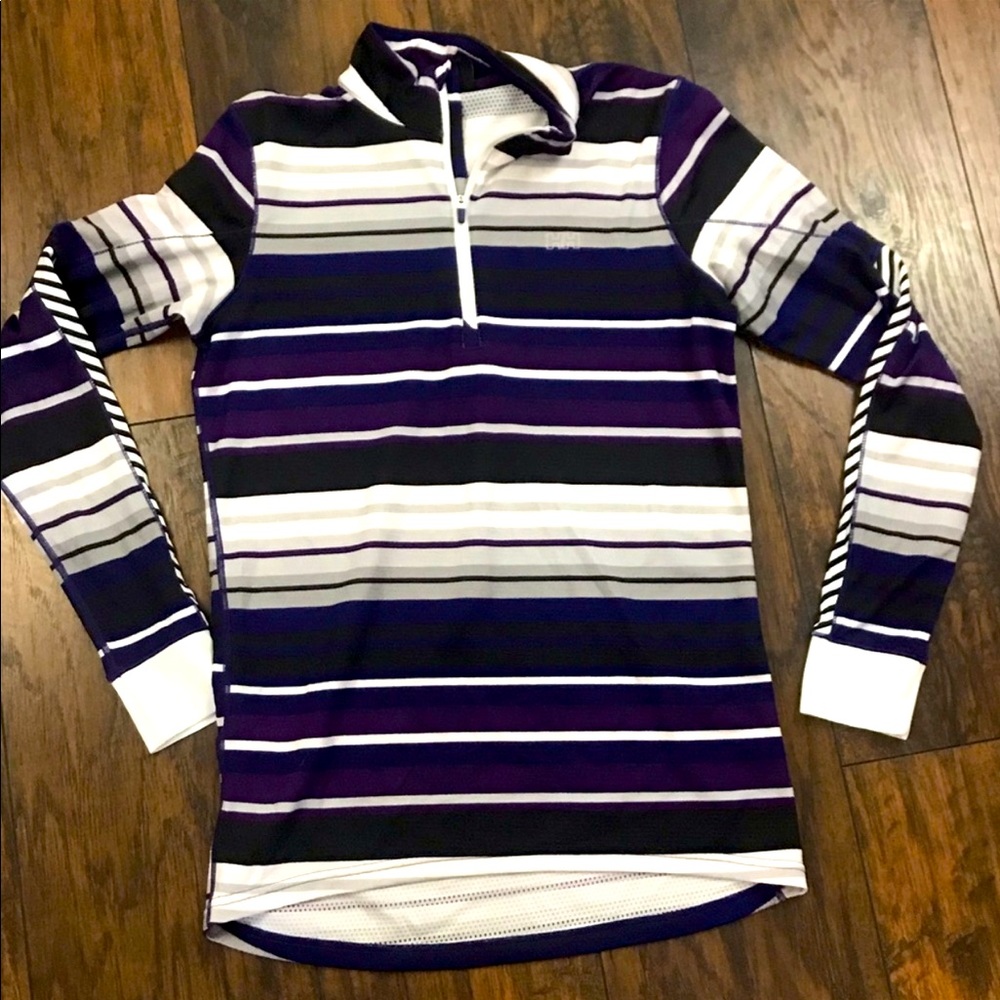 Helly Hansen M half zip base layer NWOT